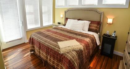 The Oyster Farm Marina: The Jetty