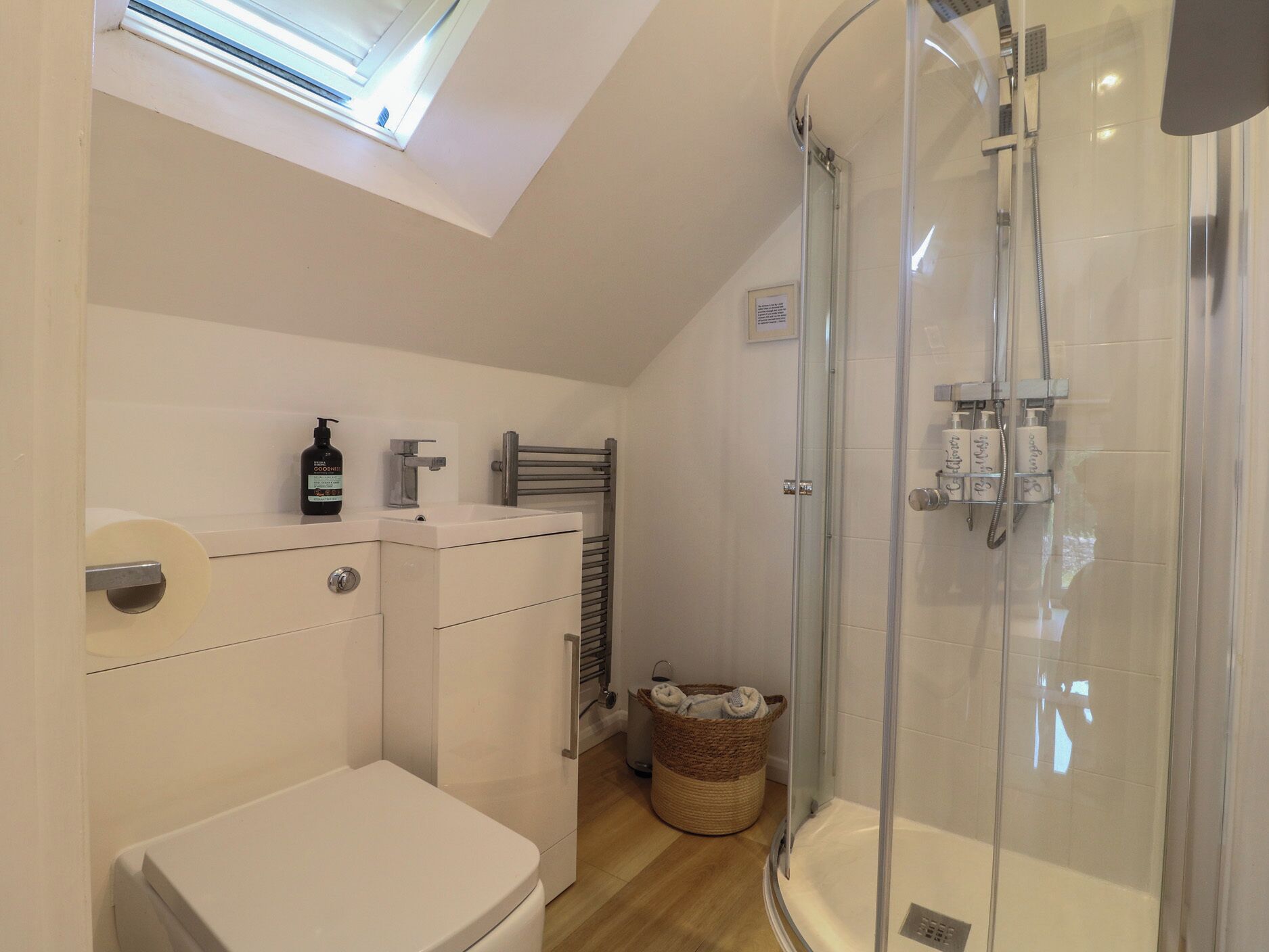 Cottage | Interior