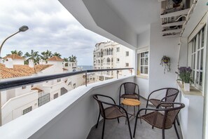 Property grounds - Chaparil Beach - Two Bedroom Apartment, Sleeps 4 (Nerja)