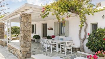 Fachada da propriedade