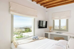 Deluxe-villa - flere soveværelser - privat pool - havudsigt | Premium-sengetøj, pengeskab på værelset, skrivebord