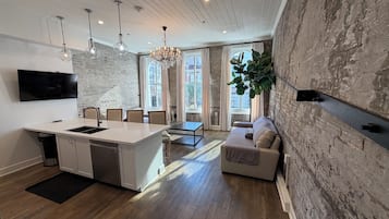 Luxury Suite, City View | Premium bedding, pillow-top beds, laptop workspace, blackout curtains