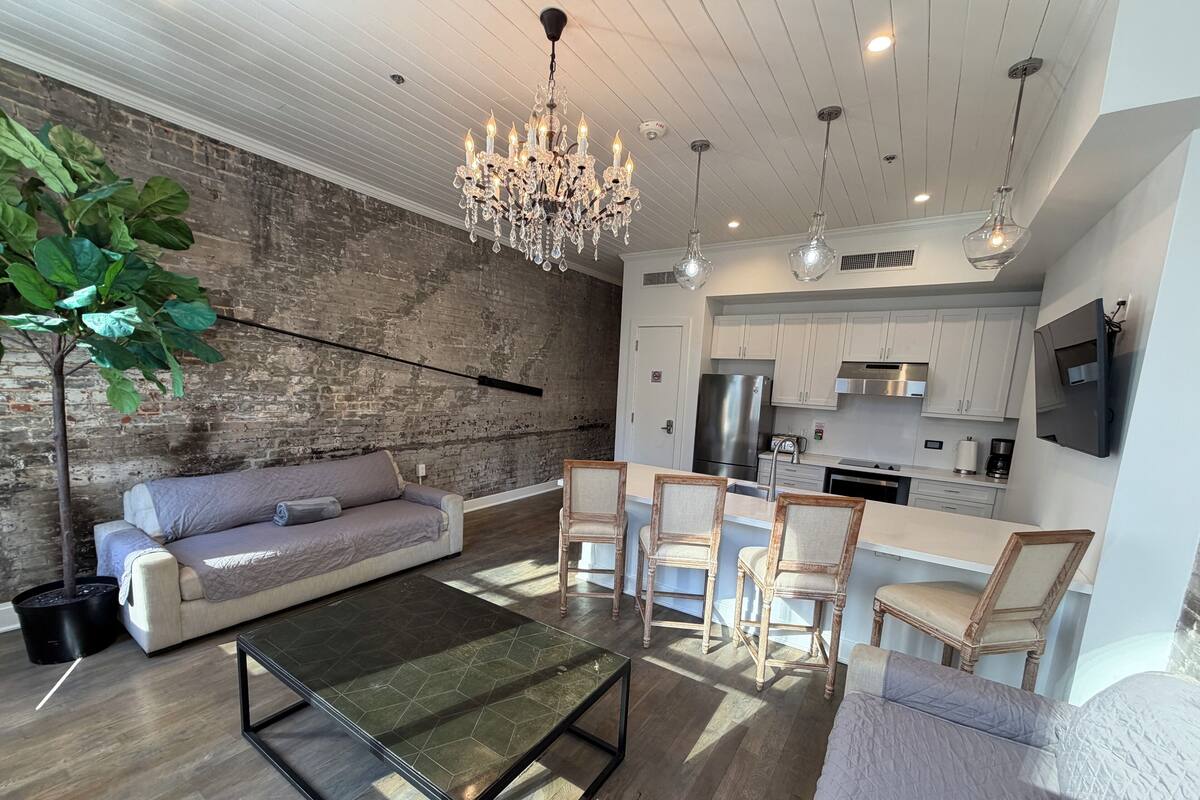 Luxury Suite 4 , City View | Living area | 62-inch Smart TV with digital channels, Netflix, streaming services