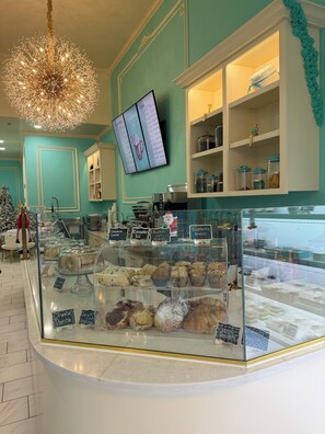 Coffee shop - Jimmys on Canal St  (New Orleans)