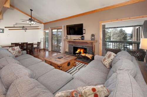 Wild Irishman 2 bed 1 and Half Bath Wigk