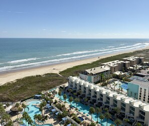 Beach nearby - Sapphire 2001 - By GISO Vacation Rentals (South Padre Island)
