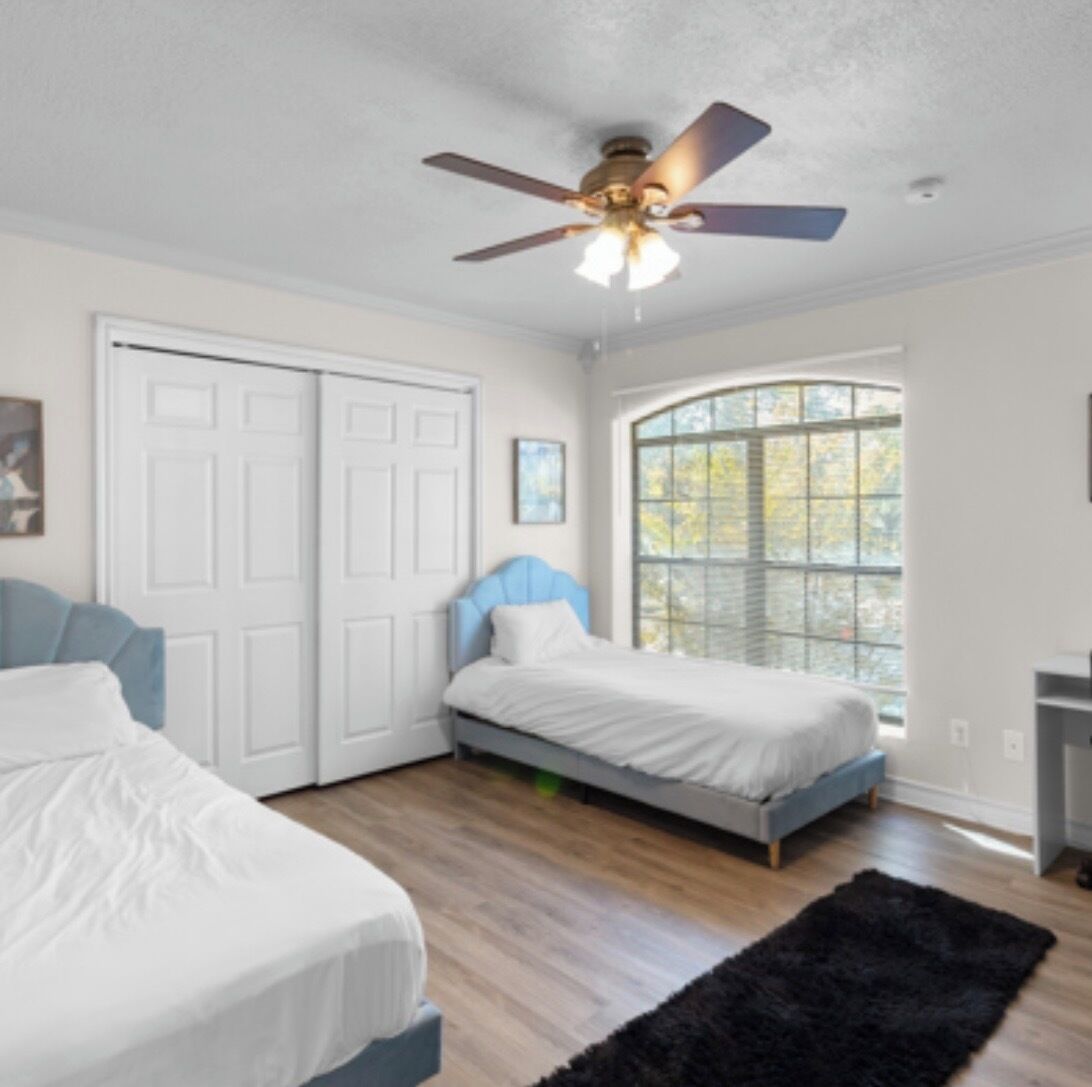 4 bedrooms, WiFi, bed sheets