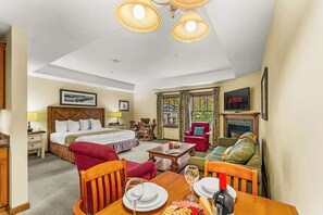 Individually decorated, individually furnished, laptop workspace - Lodge at Mountaineer Square (Crested Butte)