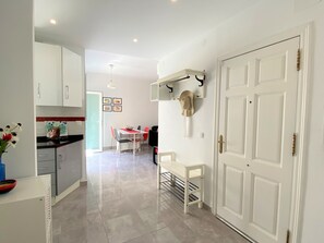 Dining - Apartment in Nerja Near Torrecilla Beach (Nerja)