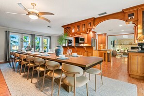 Dining - Bradenton Oasis - Pool, Hot Tub, Mini Golf - AMI, IMG (Bradenton)