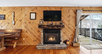 Family-Friendly 3BR, 3 Min to Holiday Valley