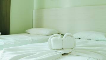Kamar Triple Comfort | Wi-Fi gratis, seprai linen, dan dapat diakses tamu berkursi roda