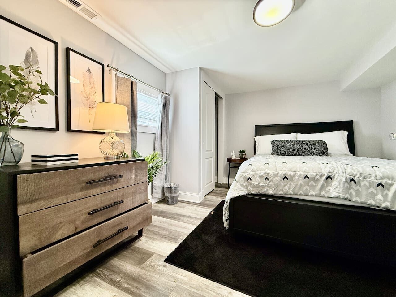 3 chambres, fer et planche à repasser, lit parapluie, Wi-Fi