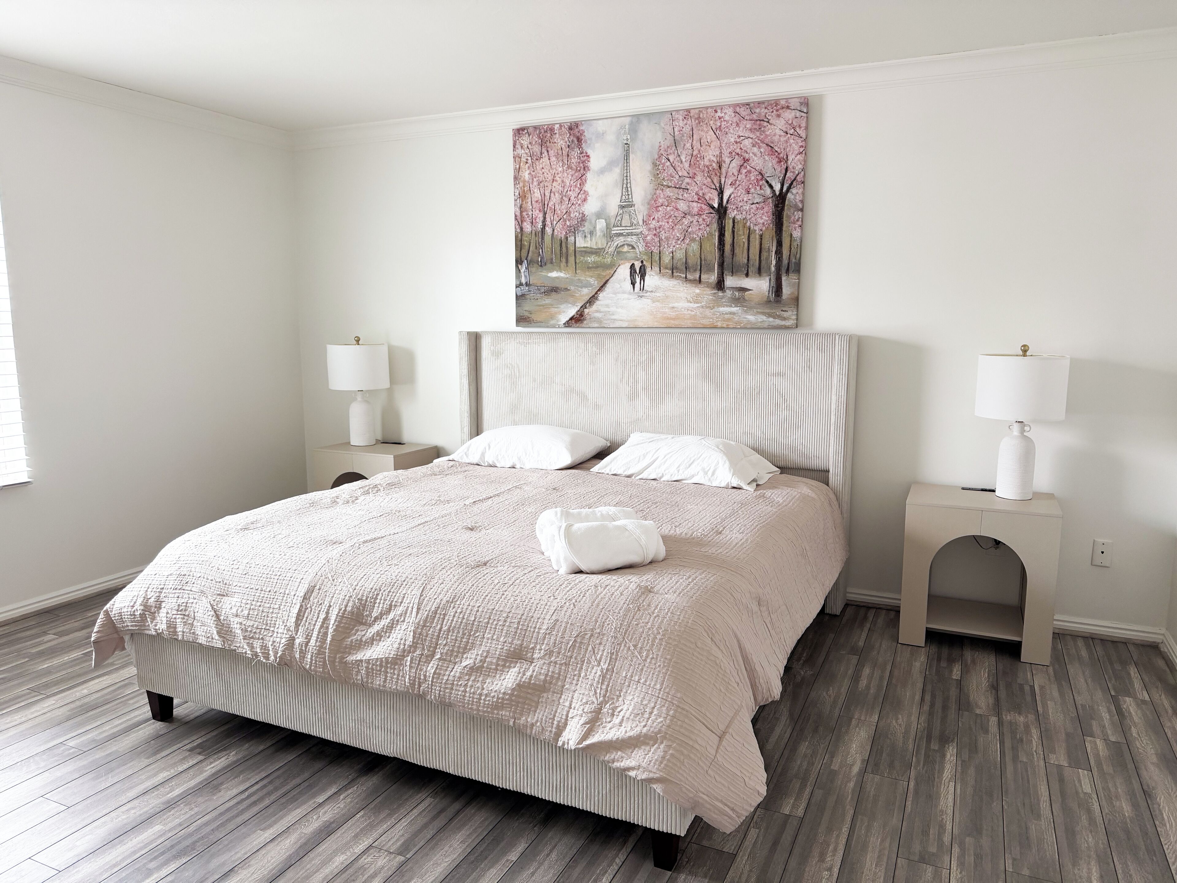 4 sovrum, strykjärn/strykbräda, gratis wi-fi och sängkläder