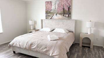 4 sovrum, strykjärn/strykbräda, gratis wi-fi och sängkläder