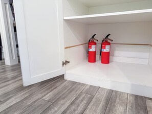 Interior - Bright High-Ceiling Getaway Near Snowbird & Alta (Sandy)