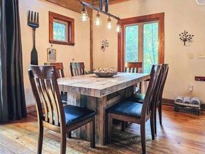 Dining - Riverfront Bungalow with Hot Tub on Sandy River (Rhododendron)