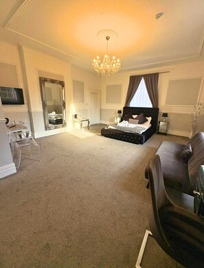 10 dormitorios, escritorio, wifi