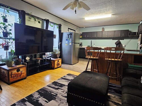 Heart of town hideaway in marvelous Enosburg Falls