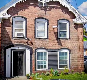 Exterior - Heart of town hideaway in marvelous Enosburg Falls (Enosburg)