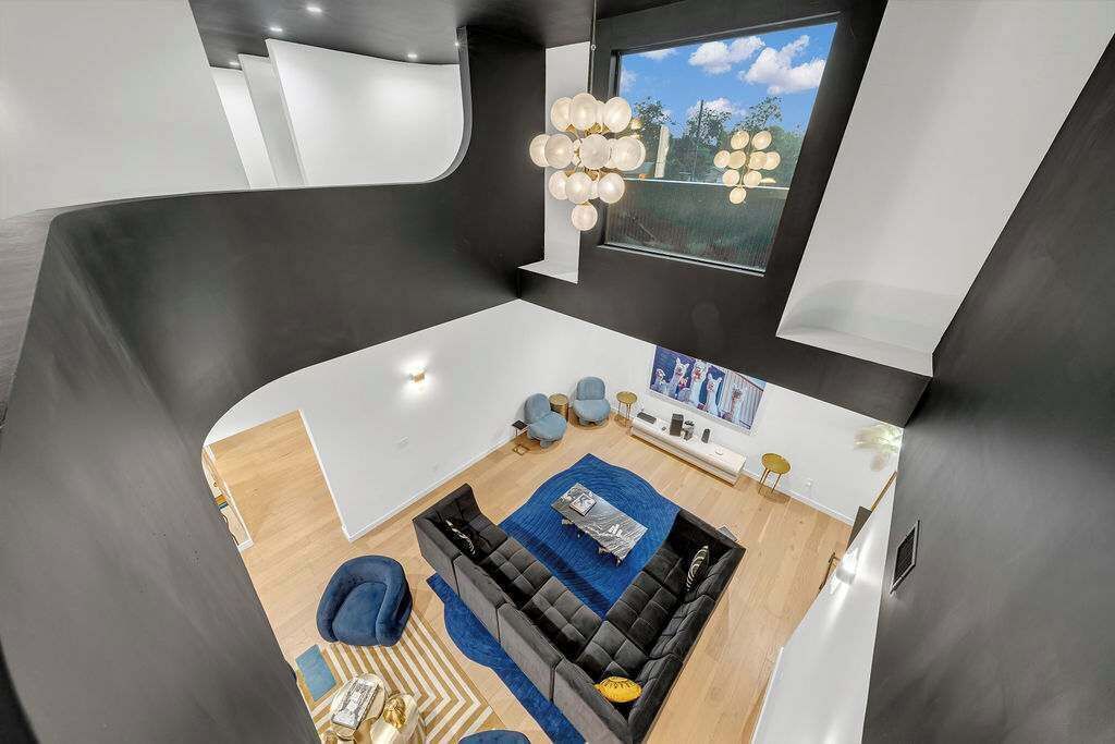 Télévision, espaces bureaux