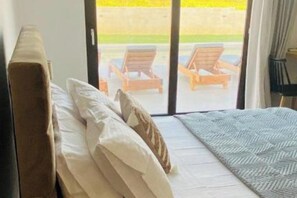 4 bedrooms, iron/ironing board, WiFi, bed sheets - Villa Optimal (Zakinthos)