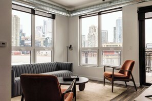 TV, fireplace, stereo, offices - Luxury Penthouse Loft w/Terrace  504 | River North (Chicago)