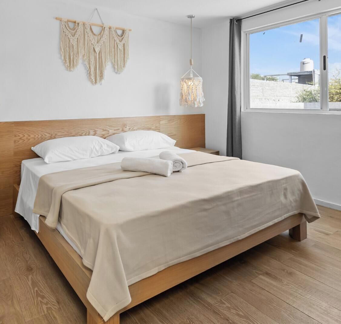 Comfort Apartment | Blackout drapes, free WiFi