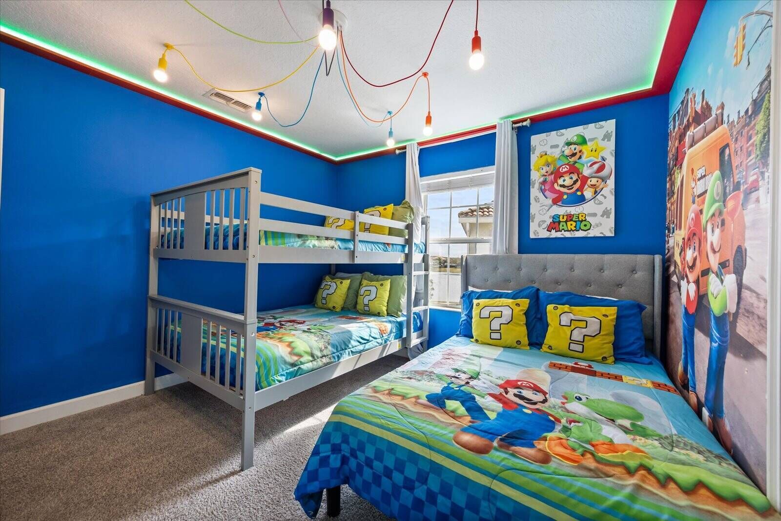 5 bedrooms, iron/ironing board, WiFi, bed sheets