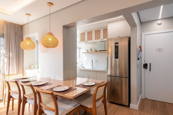 Basic Apartment | Dining