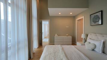 5 makuuhuonetta, silitysrauta/-lauta, Wi-Fi, vuodevaatteet