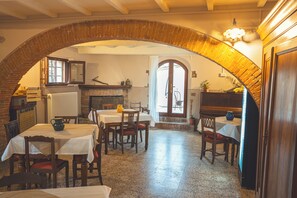 Restaurant - Agriturismo Le Chiome  (Toscana)