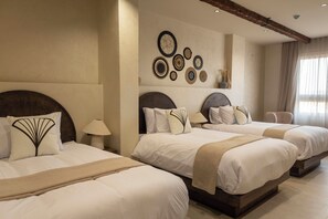 Deluxe Triple Room, 3 Twin Beds, Mountain View | Free WiFi, bed sheets - Pyramids Pavilion Boutique Hotel (Giza)