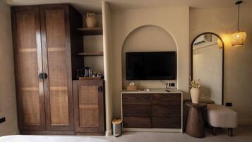 Kamar Triple Deluks, Beberapa Tempat Tidur, pemandangan gunung | Wi-Fi gratis dan seprai linen