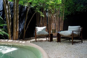 Outdoor spa tub - Villa Cruz, Private Pool, Near Beach, Concierge (Tulum)