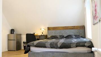 6 soverom, internettilgang og sengetøy