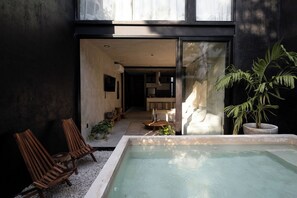 Property grounds - Luxury Trio Villas, 7 Pools, 12 BRs, 32 Pax (Tulum)