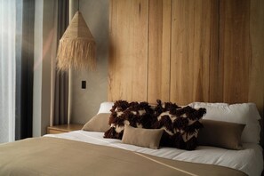 7 chambres, fer et planche à repasser, Wi-Fi gratuit, draps fournis