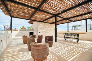 Outdoor dining - Private 11BR House, 22 Pax,  Rooftop + Pool (Tulum)