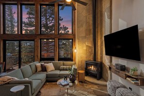 Fireplace - The Gold Mine | Epic Views | Hot Tub | 20min to Breck (Alma)