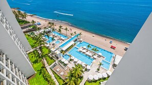 Pool - Stylish Beachfront 2BR | Balcony Sunsets & Pools (Puerto Vallarta)