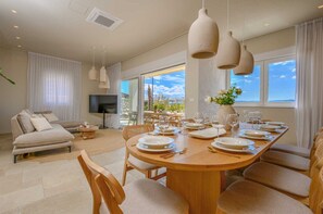 Dining - Beachfront Villa Lara with Pool (Duće)