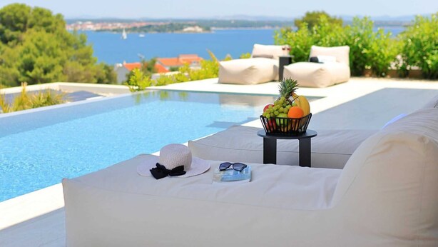 Pool - Luxury Villa Pasman Aquamarine with Pool (Tkon)