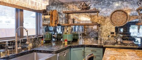 House (1 Bedroom) | Interior