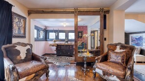 House (1 Bedroom) | Interior