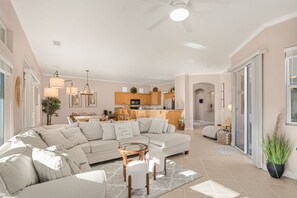 TV, peis og videospill