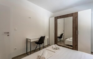 1 bedroom, free WiFi - Awesome apartment in Dingac with lake view (Dingac)