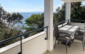Outdoor dining - Beautiful apartment in Dingac with WiFi (Dingac)