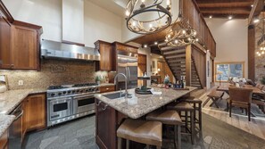 House (6 Bedrooms) | Interior - Near Ski Resorts, Downtown Truckee, & Donner Lake Basque Lodge by Avantstay (Truckee)
