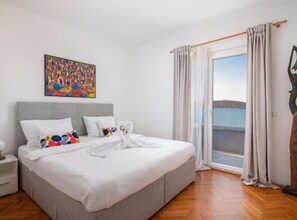 Iron/ironing board, Internet, bed sheets - Seafront Six Bedroom Modern Villa with Pool Nancy (Grebastica)